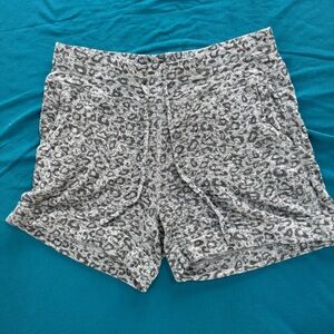 Active Life Grey Leopard Lounge Shorts Medium